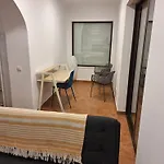 Δωμάτια σε οικογενειακή κατοικία Monteverde Φάρο